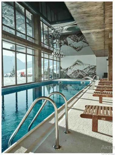 Crystal Deluxe, Four Seasons F2, New Gudauri Apartment ภายนอก รูปภาพ